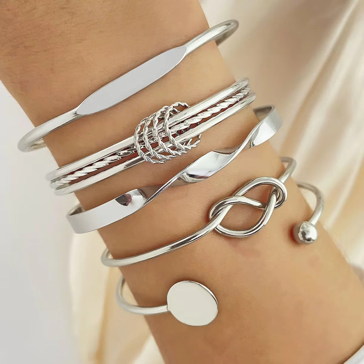 Elegant Sparkling Twisted Bracelets